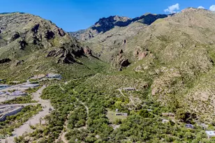 6655 N Canyon Crest Dr, Tucson, AZ 85750 - Photo 36