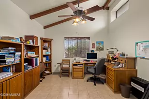 3944 W Wild Life Dr, Tucson, AZ 85745 - Photo 16