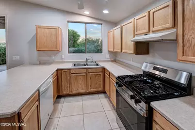 11646 N Teskow Drive, Tucson, AZ 85737 - Photo 4