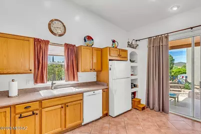 6055 W Ten Star Drive, Tucson, AZ 85713 - Photo 16