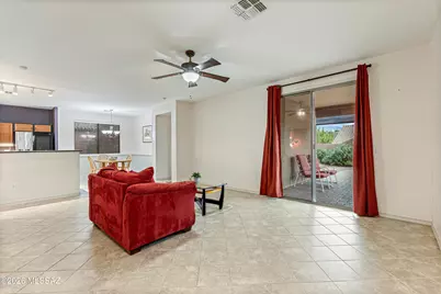 38946 S Running Roses Lane, Tucson, AZ 85739 - Photo 6