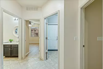38946 S Running Roses Lane, Tucson, AZ 85739 - Photo 22