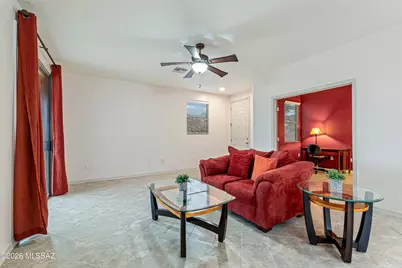 38946 S Running Roses Lane, Tucson, AZ 85739 - Photo 4