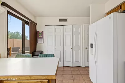 200 E Ridgeland Street, Oro Valley, AZ 85737 - Photo 14