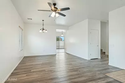 21198 E Frontier Road, Red Rock, AZ 85145 - Photo 4