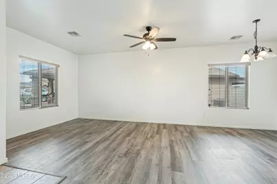 21198 E Frontier Road, Red Rock, AZ 85145 - Photo 2