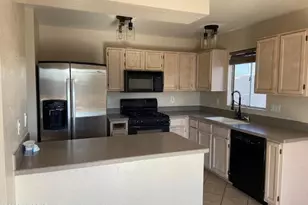 5444 S Wembly Rd, Tucson, AZ 85746 - Photo 4