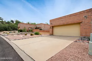 2009 W Misty Hollow Ln, Tucson, AZ 85704 - Photo 40