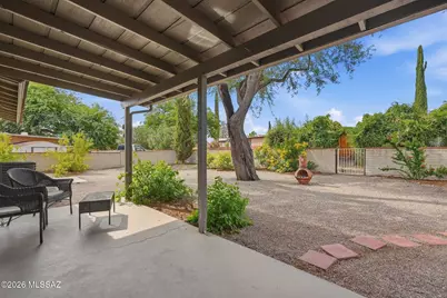 942 S Abrego Drive, Green Valley, AZ 85614 - Photo 16