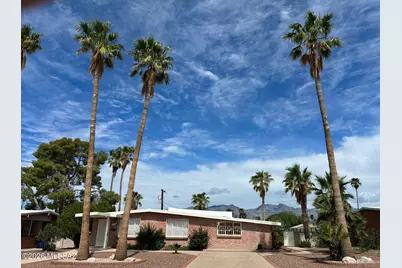 5453 E 4th Street, Tucson, AZ 85711 - Photo 2