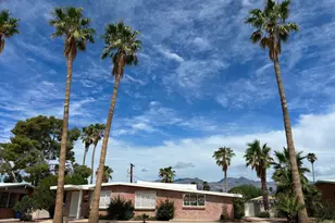5453 E 4th St, Tucson, AZ 85711 - Photo 2