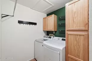 811 S Chimney Canyon Dr, Tucson, AZ 85748 - Photo 30