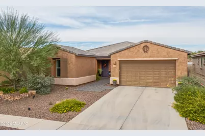 11981 N Silver Village Place, Oro Valley, AZ 85737 - Photo 1