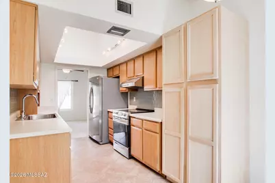 7581 E Desert Anchor Boulevard, Tucson, AZ 85715 - Photo 8