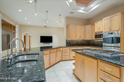 6882 E Desert Wind Court, Tucson, AZ 85750 - Photo 18