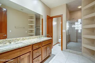 6882 E Desert Wind Ct, Tucson, AZ 85750 - Photo 32