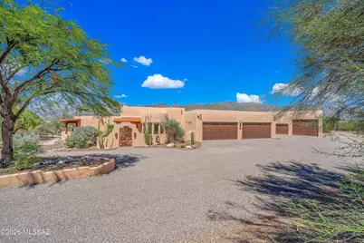 10041 E Rayann Place, Tucson, AZ 85749 - Photo 4