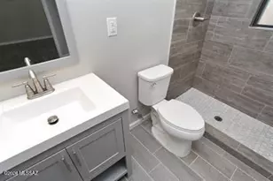 3841 N Park Ave, Tucson, AZ 85719 - Photo 8