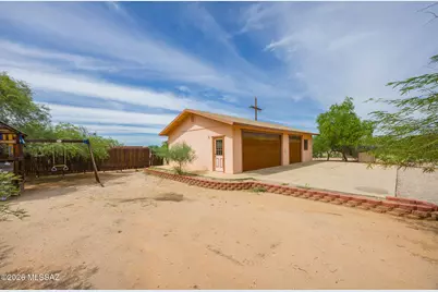 6395 N Sanders Road, Tucson, AZ 85743 - Photo 2