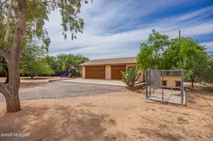 6395 N Sanders Rd, Tucson, AZ 85743 - Photo 22