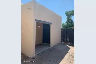 3865 N Tyndall Avenue #2, Tucson, AZ 85719 - Photo 1