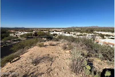 1655 E Buck Ridge Place #11, Oro Valley, AZ 85737 - Photo 2