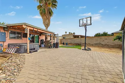 8617 E 4th Street, Tucson, AZ 85710 - Photo 32