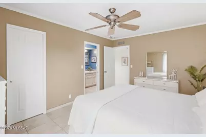 1806 S Calle Montanosa, Green Valley, AZ 85622 - Photo 30