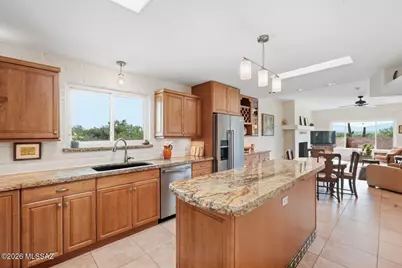 1806 S Calle Montanosa, Green Valley, AZ 85622 - Photo 4