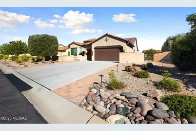 2621 E Josephine View Drive, Green Valley, AZ 85614 - Photo 2