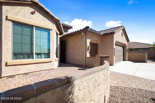 2621 E Josephine View Dr, Green Valley, AZ 85614 - Photo 4