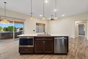 2621 E Josephine View Dr, Green Valley, AZ 85614 - Photo 14