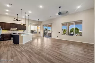 2621 E Josephine View Dr, Green Valley, AZ 85614 - Photo 8