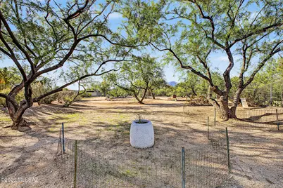9282 E Indio Place, Tucson, AZ 85749 - Photo 36