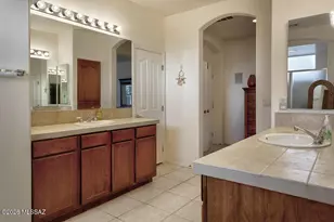 2296 E Spurwind Ln, Green Valley, AZ 85614 - Photo 16