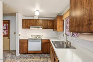 6564 E 42nd St, Tucson, AZ 85730 - Photo 18