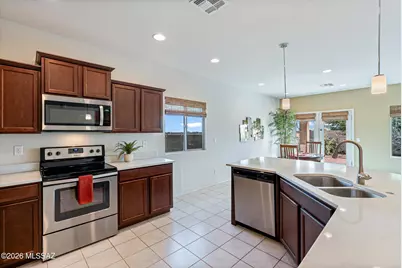 33701 S Presidio Place, Red Rock, AZ 85145 - Photo 10