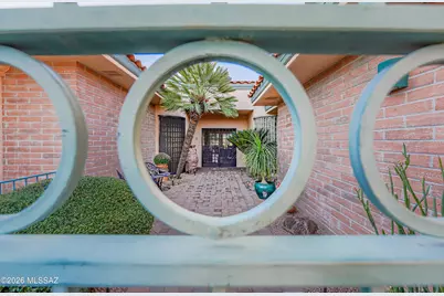 2031 W Placita De Enero, Green Valley, AZ 85622 - Photo 10