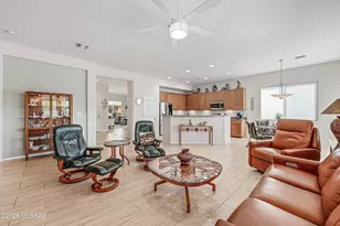 823 W Calle Artistica, Green Valley, AZ 85614 - Photo 12