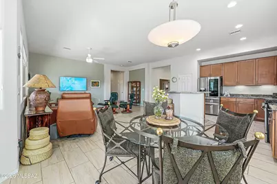 823 W Calle Artistica, Green Valley, AZ 85614 - Photo 20
