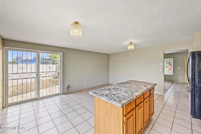 8251 E Escalante Road, Tucson, AZ 85730 - Photo 12