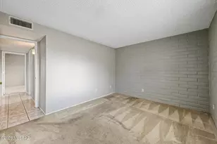 8251 E Escalante Rd, Tucson, AZ 85730 - Photo 16