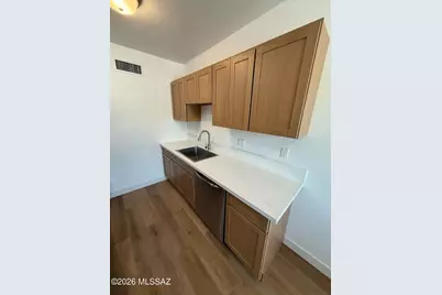 1518 E Hedrick Drive #B, Tucson, AZ 85719 - Photo 10