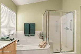 11167 N Desert Flower Dr, Tucson, AZ 85737 - Photo 20