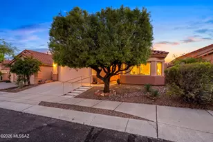 11167 N Desert Flower Dr, Tucson, AZ 85737 - Photo 2