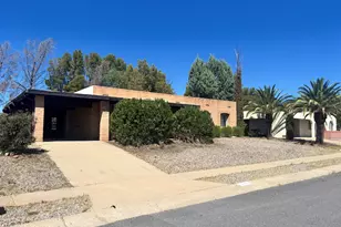 1540 S Santa Belia, Green Valley, AZ 85614 - Photo 2