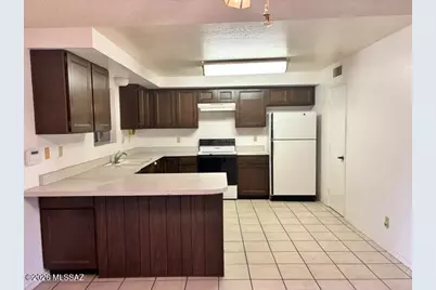 1540 S Santa Belia, Green Valley, AZ 85614 - Photo 6