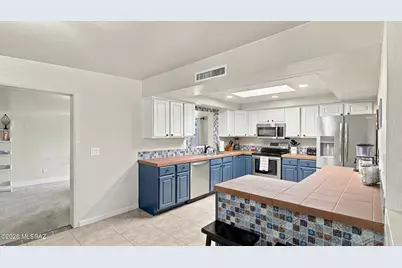 3754 W Suffield Lane, Tucson, AZ 85741 - Photo 10