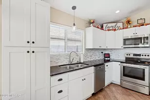 8604 N Cantora Way, Tucson, AZ 85743 - Photo 12
