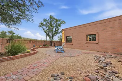 1830 W Camino Urbano, Green Valley, AZ 85622 - Photo 36